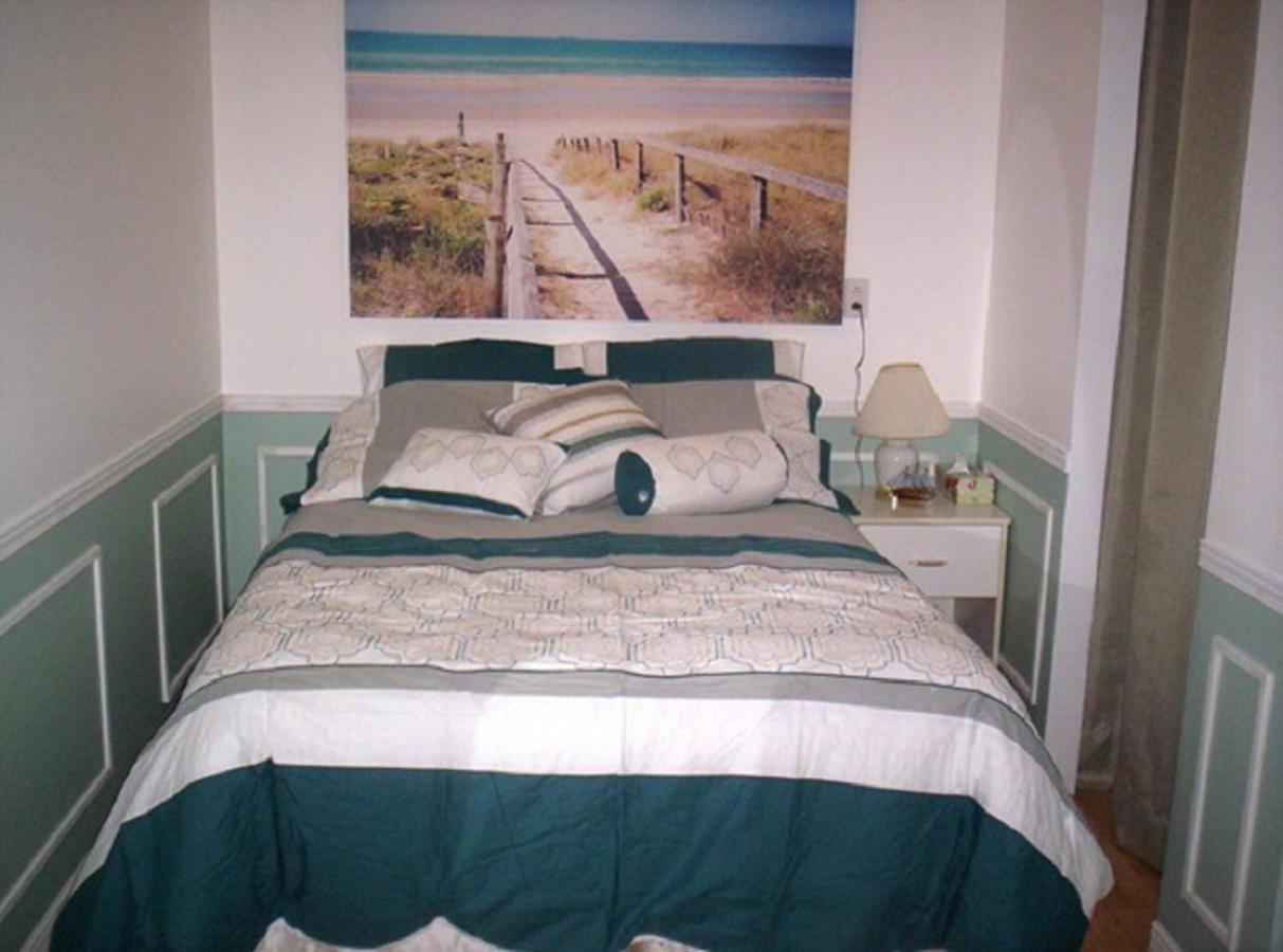 Gite Au P'Tit Bonheur B&B Coaticook Exterior foto